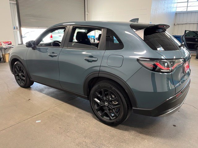 Used 2025 Honda HR-V Sport image 6