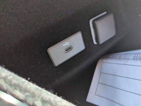 New 2026 Cadillac Lyriq V image 21