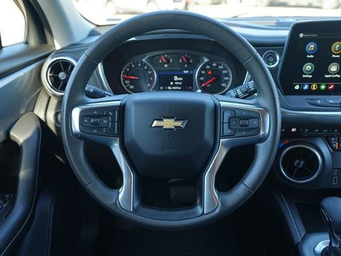 Used 2025 Chevrolet Blazer LT AWD/4WD image 33