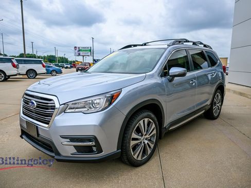 Used 2022 Subaru Ascent Limited w/ Technology Package AWD/4WD image 3