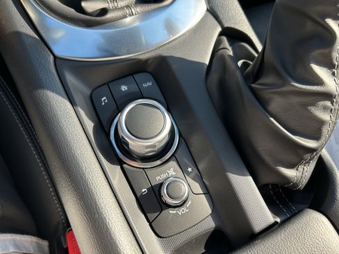 Used 2023 MAZDA MX-5 Miata Grand Touring image 18