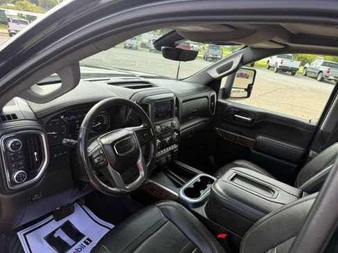 Used 2021 GMC Sierra 3500 Denali w/ Denali Ultimate Package image 8