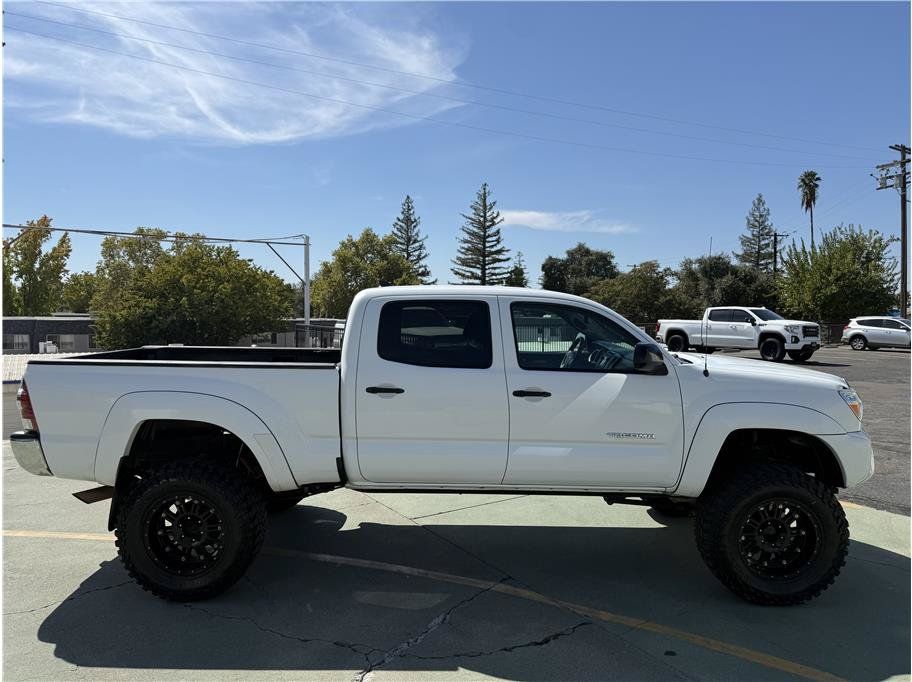Used 2012 Toyota Tacoma 4x4 Double Cab image 5