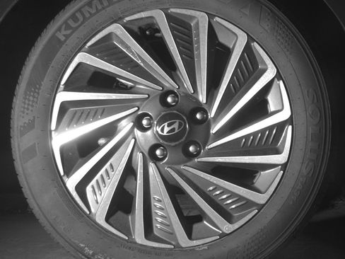 Used 2025 Hyundai Sonata SEL FWD image 15