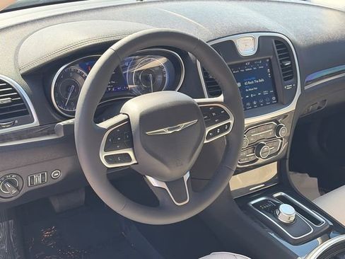 Used 2023 Chrysler 300 Touring L w/ Popular Equipment Group AWD/4WD image 18