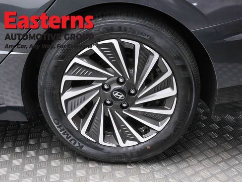 Used 2025 Hyundai Sonata SEL image 8