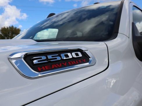 Used 2025 RAM 2500 Laramie image 9