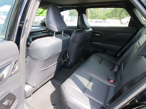 Used 2025 Toyota Crown Signia image 15