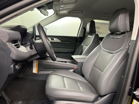 New 2026 Ford Explorer Active image 26