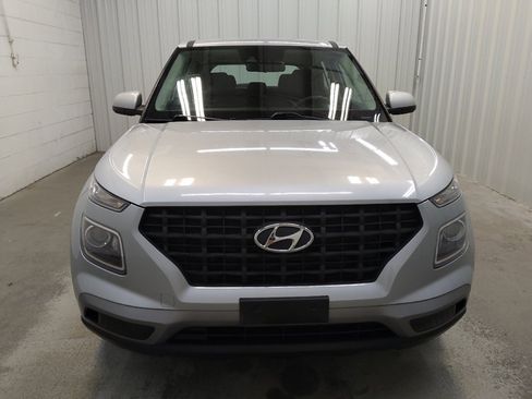 Used 2021 Hyundai Venue SE FWD image 14