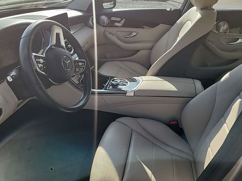 Used 2021 Mercedes-Benz C 300 Sedan image 5