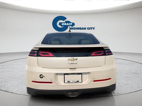 Used 2013 Chevrolet Volt Premium w/ Premium Trim Package FWD image 4