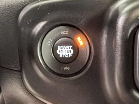 Used 2023 Jeep Wrangler Unlimited Sport AWD/4WD image 30
