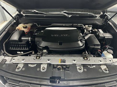 Used 2018 Chevrolet Colorado LT w/ LT Convenience Package AWD/4WD image 21