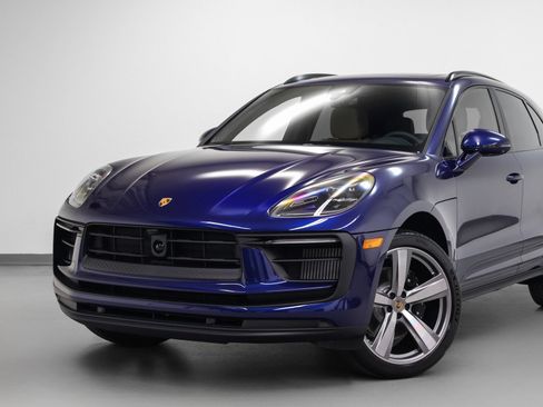 Certified 2026 Porsche Macan S AWD/4WD image 7