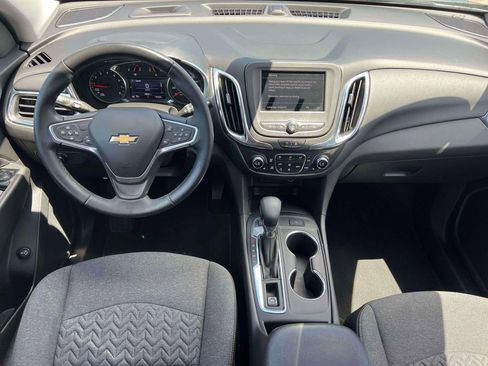 Used 2023 Chevrolet Traverse LT AWD/4WD image 14