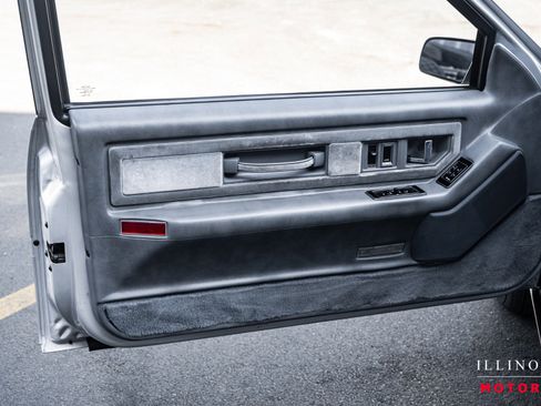 Used 1986 Cadillac Eldorado Coupe image 17