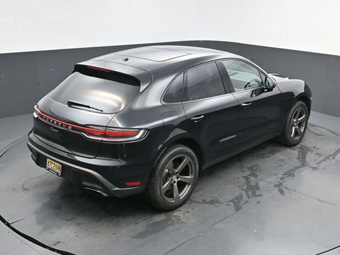 New 2026 Porsche Macan image 27
