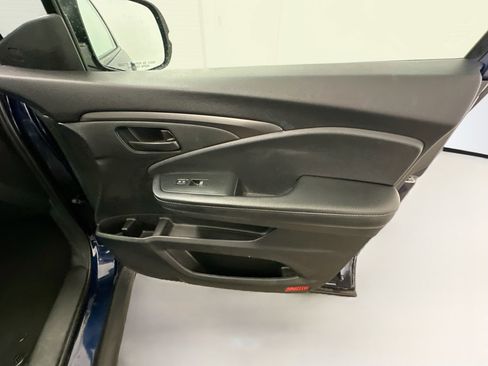 Used 2023 Honda Passport EX-L image 34