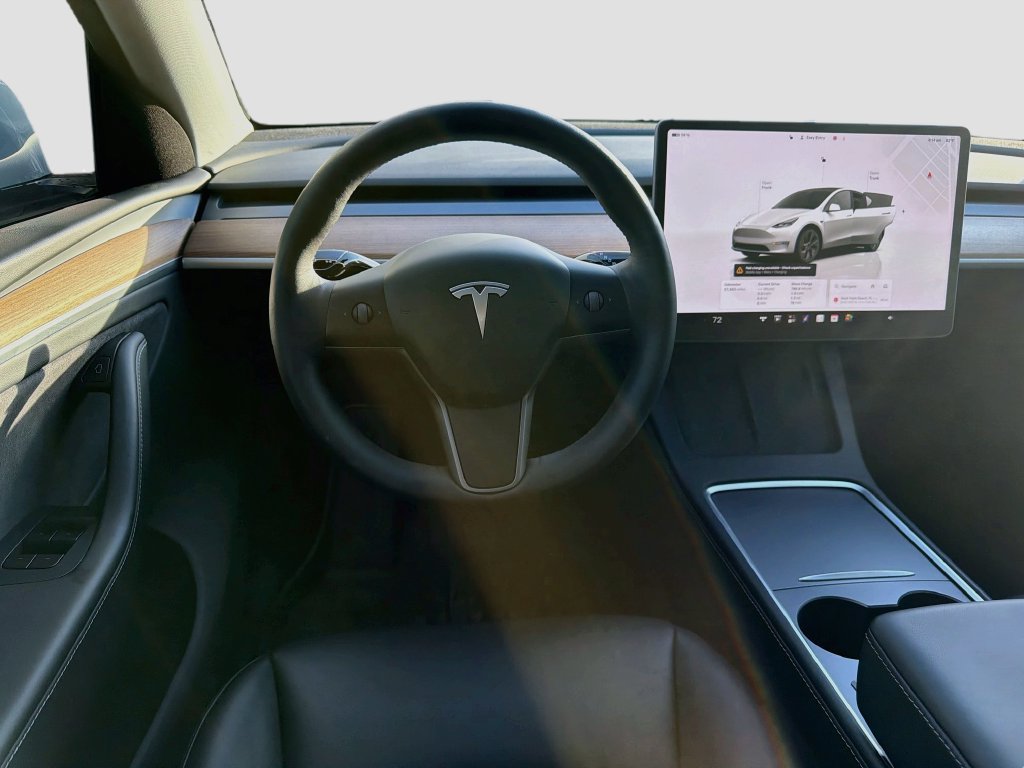 Used 2025 Tesla Model Y Long Range RWD image 22