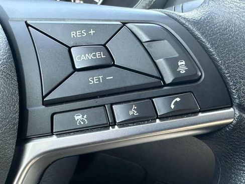 Used 2024 Nissan Sentra SV image 21