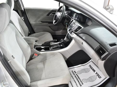 Used 2013 Honda Accord LX image 10