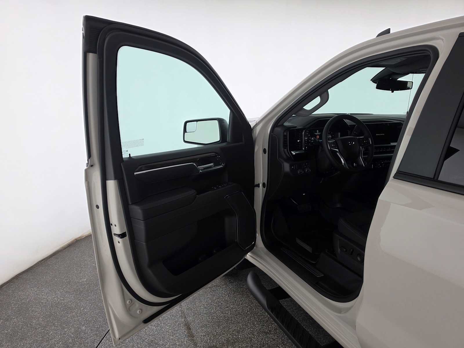 New 2026 Chevrolet Silverado 1500 RST w/ RST Select Package RWD image 19