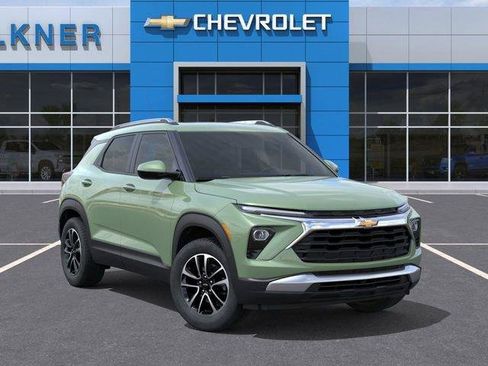 New 2026 Chevrolet TrailBlazer LT w/ LT Cold Weather Package AWD/4WD image 7