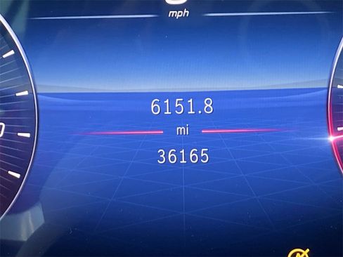 Used 2023 Mercedes-Benz C 300 Sedan image 12