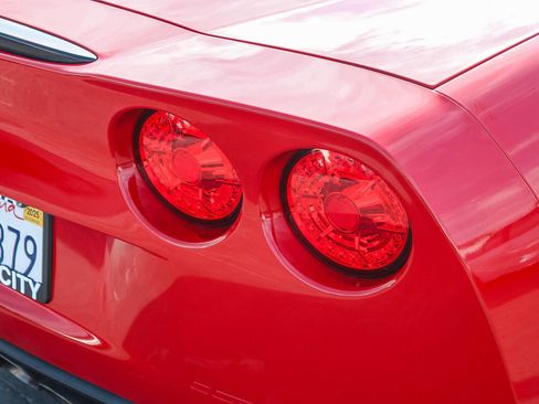 Used 2008 Chevrolet Corvette Coupe w/ Preferred Equipment Group image 10