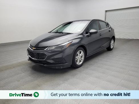 Used 2018 Chevrolet Cruze LT w/ Convenience Package image 1