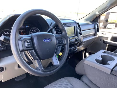 Used 2022 Ford F250 XLT w/ XLT Value Package AWD/4WD image 17