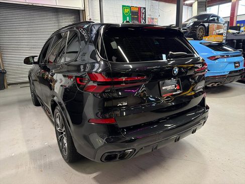 Used 2024 BMW X5 M60i image 8