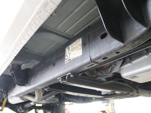 Used 2005 Chevrolet Silverado 2500 LS w/ Heavy-Duty Power Package image 27