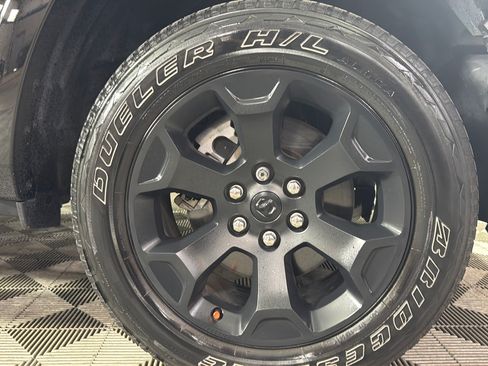 Used 2025 RAM 1500 Big Horn RWD image 37