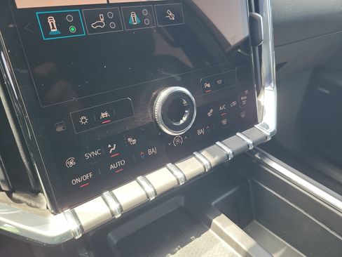 Used 2024 GMC Acadia Elevation w/ Luxury Package FWD image 27