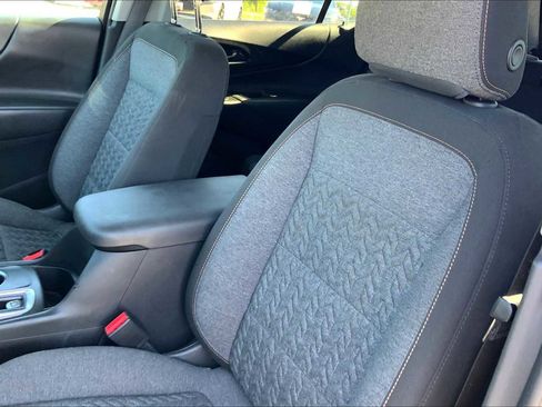 Used 2023 Chevrolet Equinox LT image 11