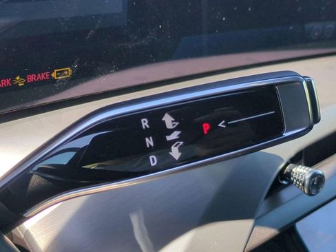 New 2026 Cadillac Vistiq Sport w/ LPO, Floor Liner Package AWD/4WD image 8