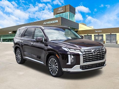 Used 2024 Hyundai Palisade Calligraphy AWD/4WD image 3