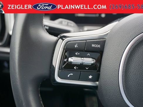 Used 2024 Kia Sorento S FWD image 24