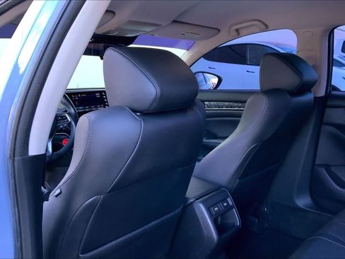 Used 2021 Honda Accord Sport Special Edition image 12
