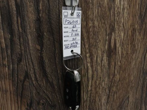 Used 2023 Ford F350 XLT image 32