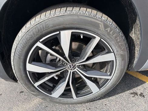 New 2026 Volkswagen Atlas SEL Premium R-Line AWD/4WD image 31