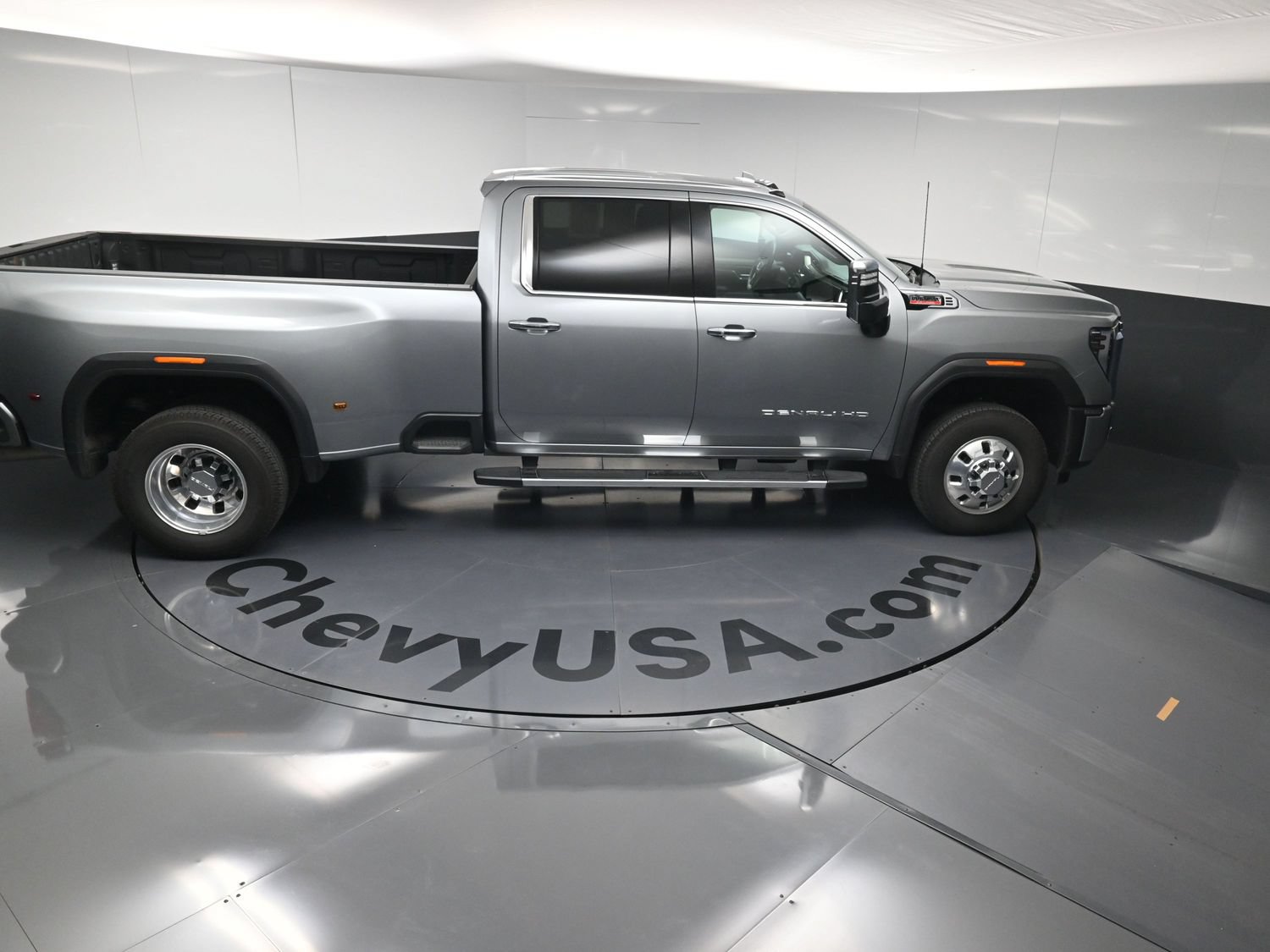 Used 2026 GMC Sierra 3500 Denali w/ Denali Reserve Package AWD/4WD image 24