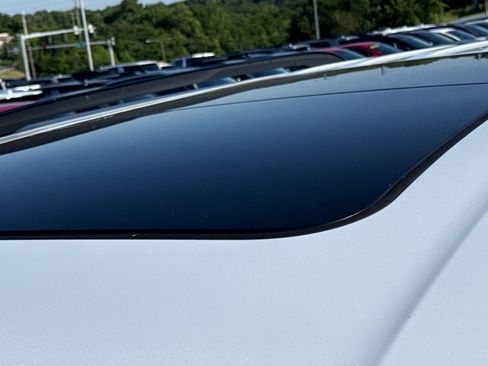 New 2026 GMC Acadia AT4 w/ Super Cruise Package AWD/4WD image 16