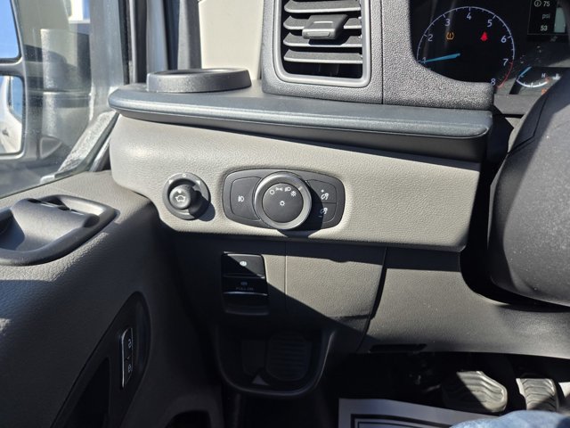 Certified 2025 Ford Transit 250 Low Roof w/ Exterior Upgrade Package RWD image 18