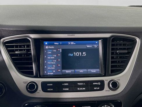 Used 2020 Hyundai Accent Limited FWD image 14