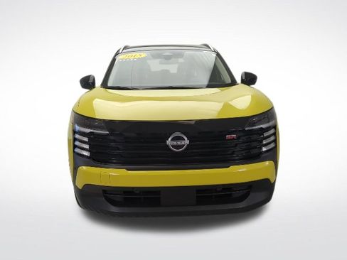 Used 2025 Nissan Kicks SR FWD image 8