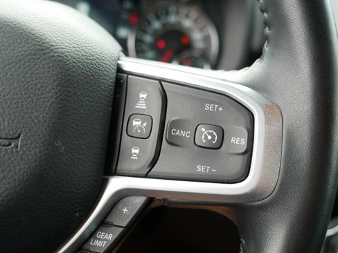Used 2024 RAM 2500 Big Horn w/ Safety Group AWD/4WD image 29