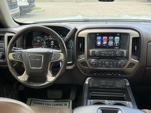 Used 2018 GMC Sierra 1500 Denali RWD image 20